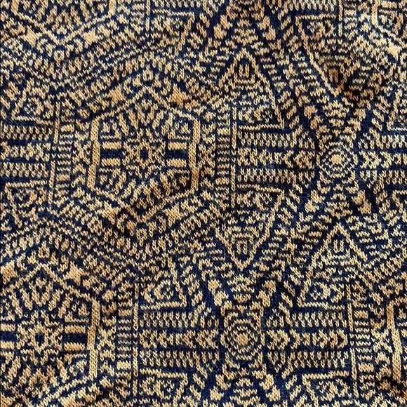 LuLaRoe Carly - Picture 2 of 3